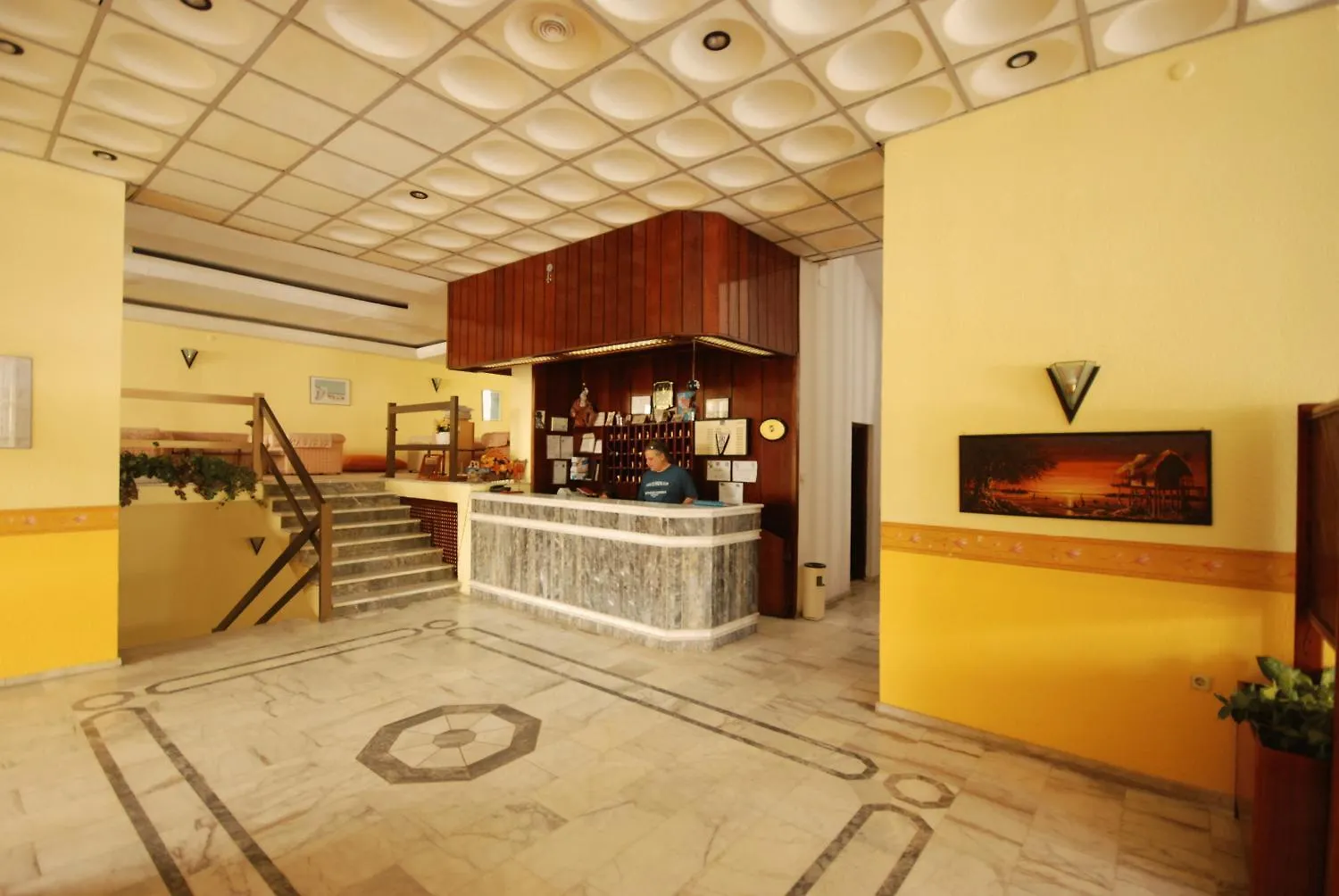 Dias Hotel Kusadasi 2*,